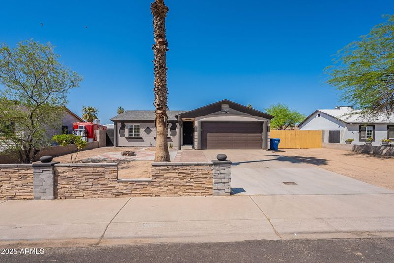 6830 W Berkeley Rd, Phoenix, AZ 85035