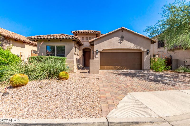 6831 E Pearl St, Mesa, AZ 85207