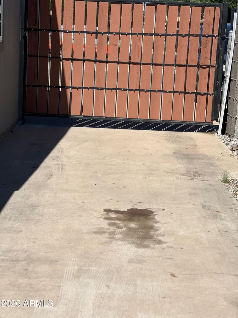 6831 Camelback Rd, Phoenix, AZ 85033
