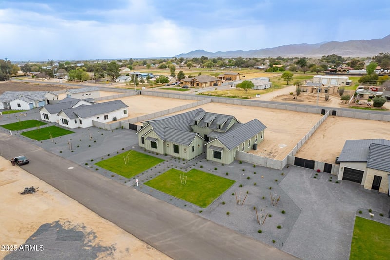 6832 178th Ln, Waddell, AZ 85355