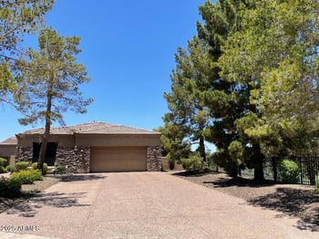 6832 38th Pl, Phoenix, AZ 85042