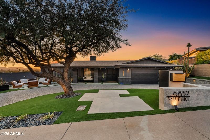 6832 N 24th Pl, Phoenix, AZ 85016