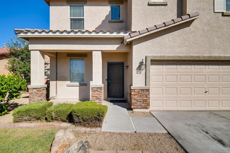 6832 S 75th Dr, Laveen, AZ 85339