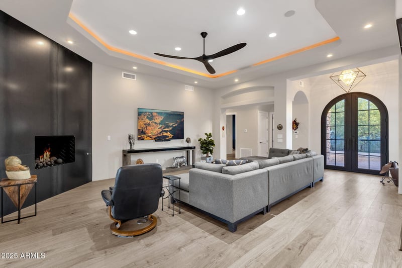 6832 Stevens Rd, Cave Creek, AZ 85331