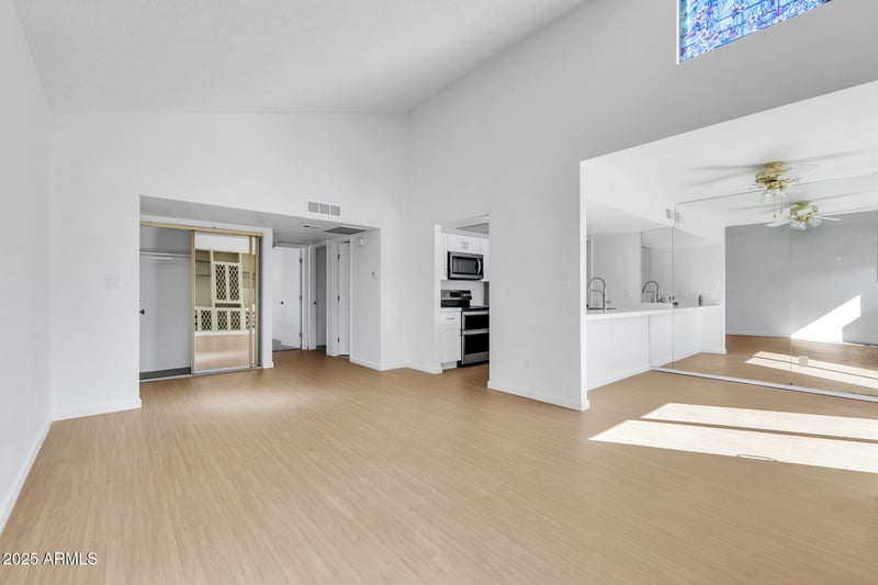 6833 Jentilly Ln, Tempe, AZ 85283