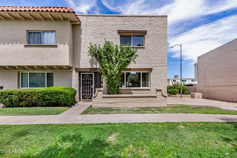 6833 Osborn Rd #F, Scottsdale, AZ 85251