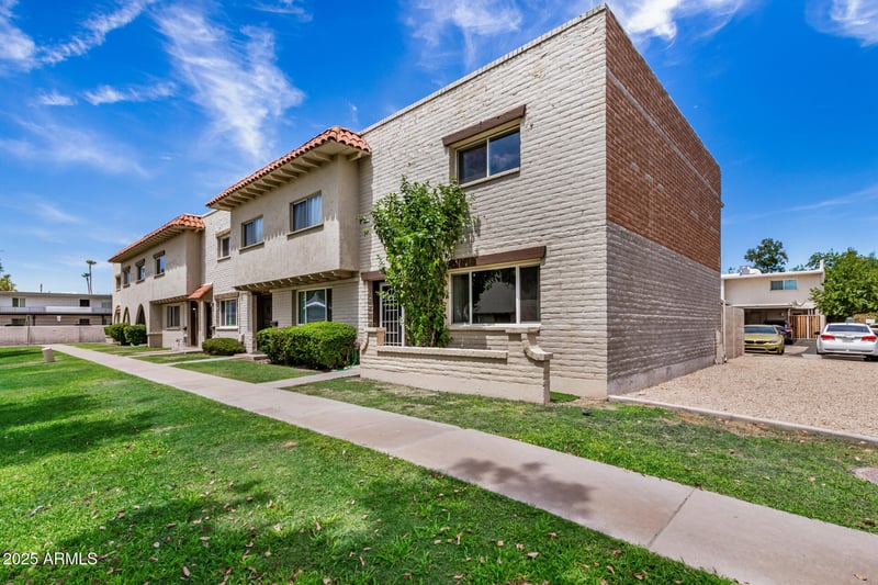 6833 Osborn Rd #F, Scottsdale, AZ 85251