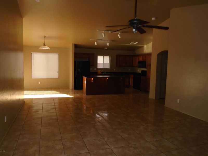 6833 W Gary Way, Laveen, AZ 85339