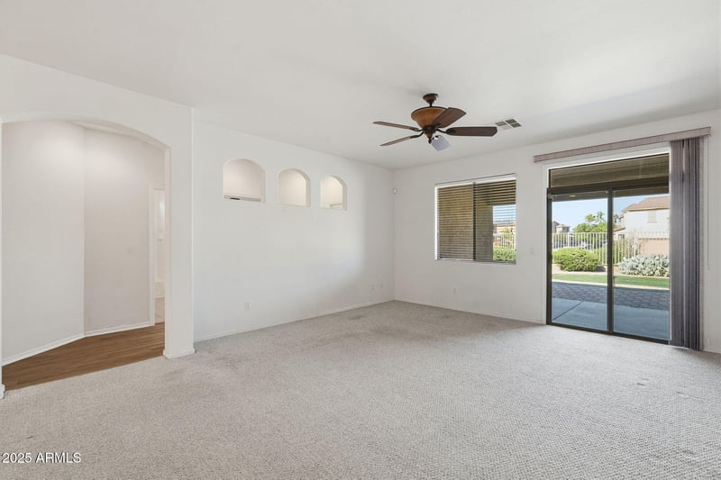 6834 Carson Rd, Laveen, AZ 85339