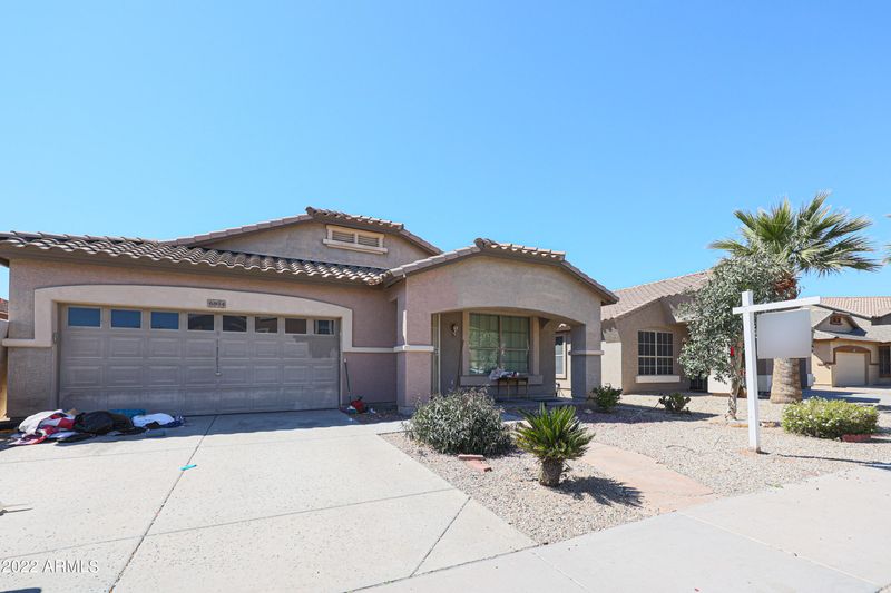 6834 S 30th Ln, Phoenix, AZ 85041