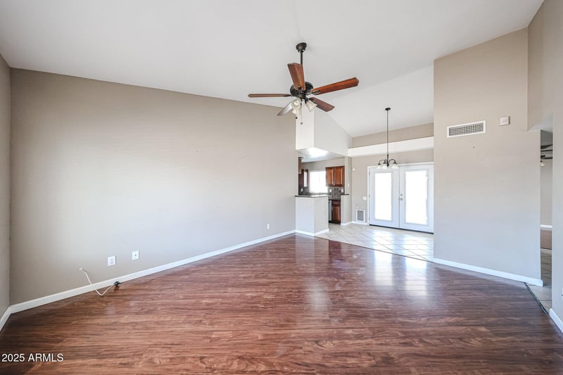 6835 45th St, Phoenix, AZ 85042