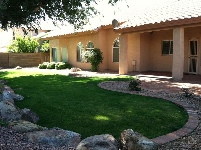 6836 E Winchcomb Dr, Scottsdale, AZ 85254