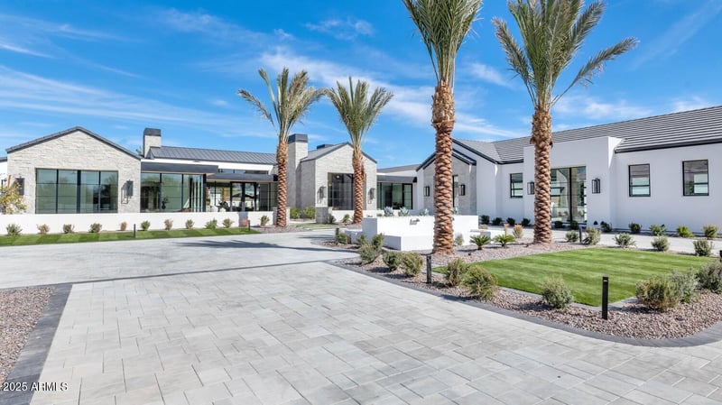 6836 Hummingbird Ln, Paradise Valley, AZ 85253