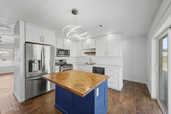 6836 N 33rd Dr, Phoenix, AZ 85017