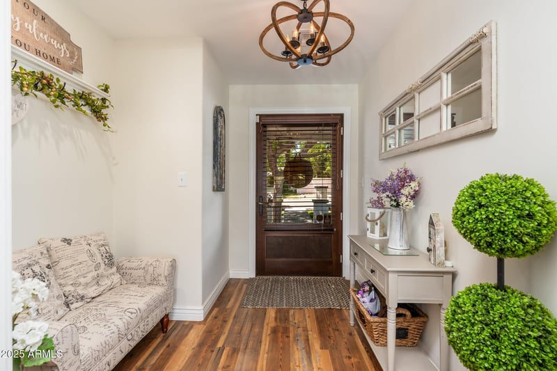 6837 Lafayette Blvd, Scottsdale, AZ 85251