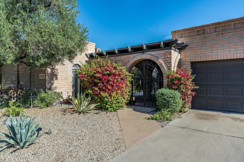 6839 18th St, Phoenix, AZ 85016