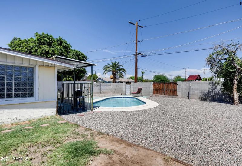 6839 N 33rd Ave, Phoenix, AZ 85017
