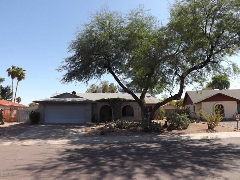 6839 S Mitchell Dr, Tempe, AZ 85283