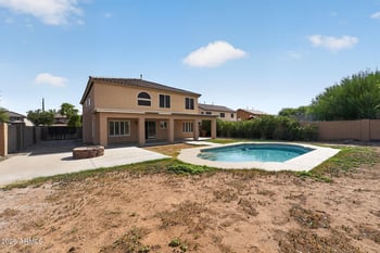 684 Mayfield Dr, San Tan Valley, AZ 85143