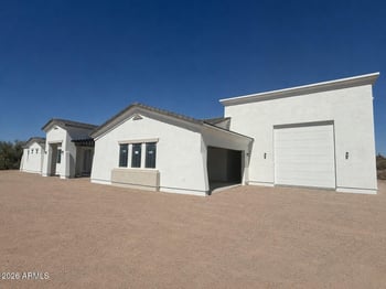 684 Moon Rd, Apache Junction, AZ 85119