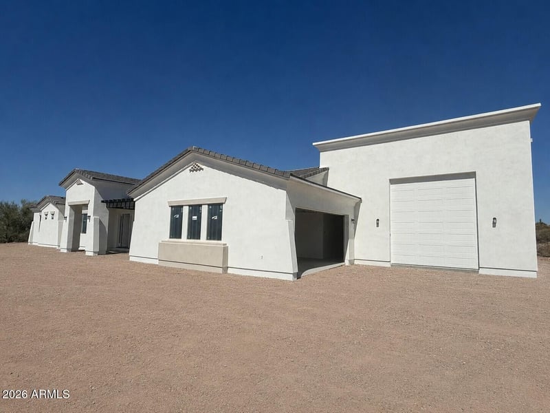 684 Moon Rd, Apache Junction, AZ 85119