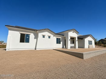 684 Moon Rd, Apache Junction, AZ 85119