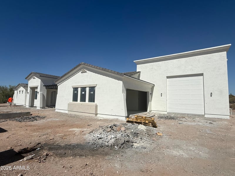 684 Moon Rd, Apache Junction, AZ 85119