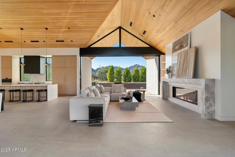 6840 Avenida El Alba Ave, Paradise Valley, AZ 85253