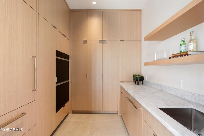 6840 Avenida El Alba Ave, Paradise Valley, AZ 85253