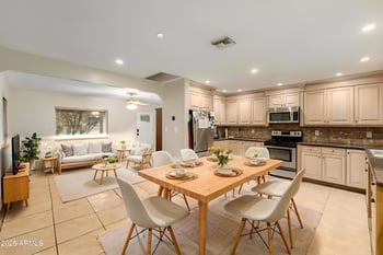 6842 10th Pl, Phoenix, AZ 85014