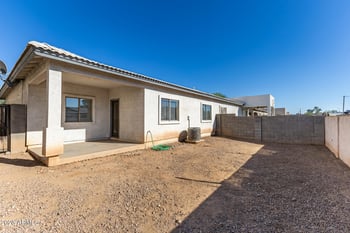 6842 81st Dr, Glendale, AZ 85303