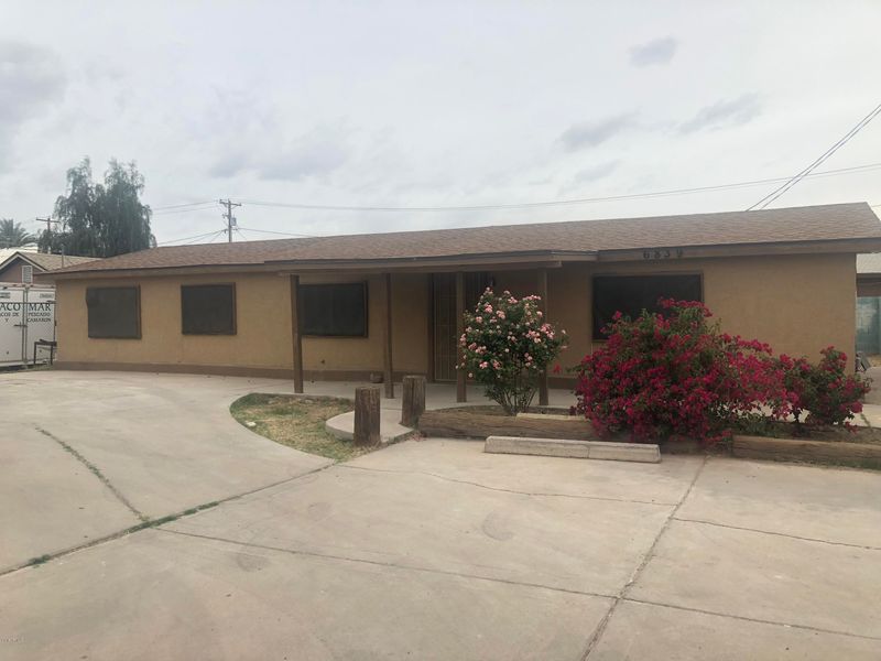6842 W Glendale Ave, Glendale, AZ 85303