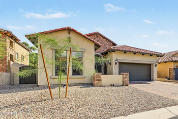6843 E Pearl St, Mesa, AZ 85207