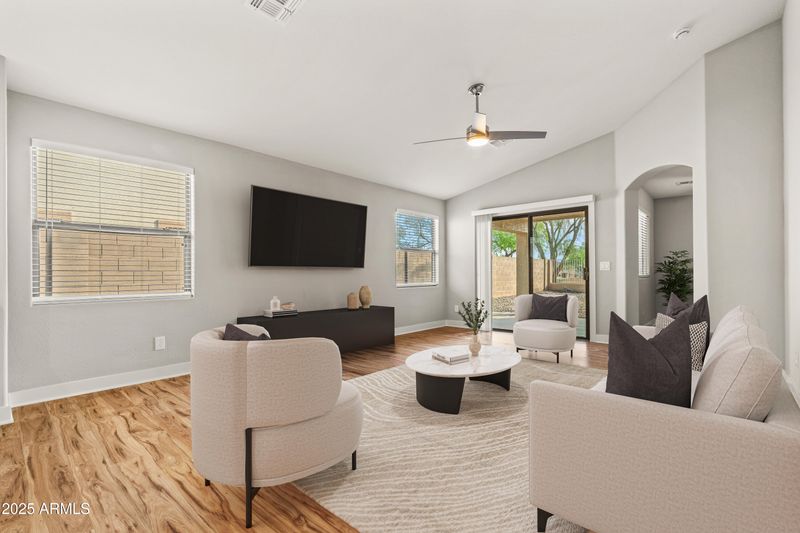 6843 S 46th Dr, Laveen, AZ 85339