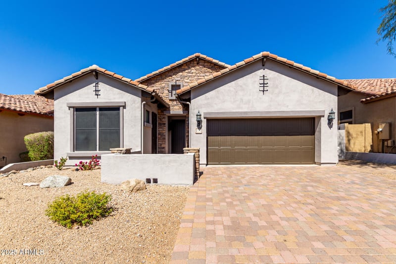 6844 Pearl St, Mesa, AZ 85207