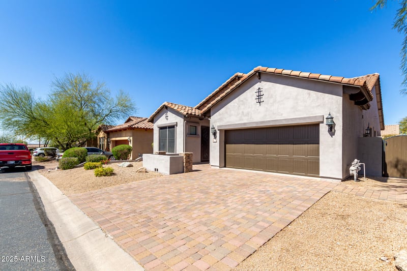 6844 Pearl St, Mesa, AZ 85207