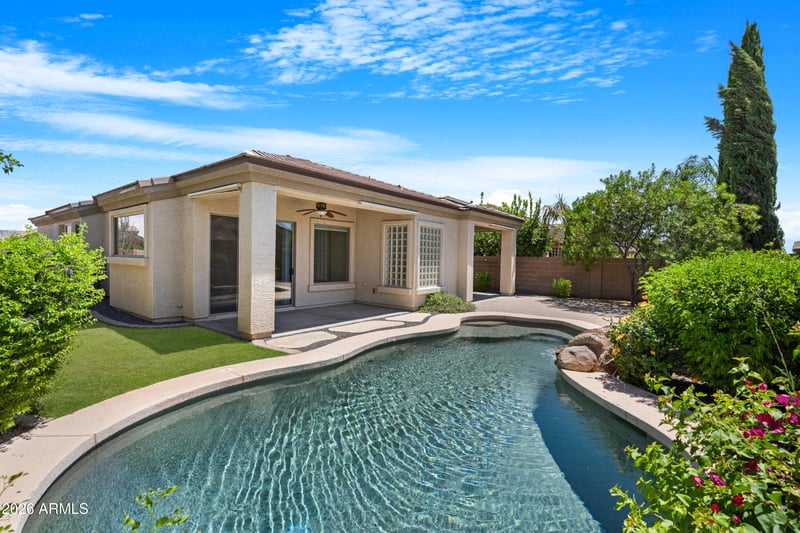 6844 Pinehurst Dr, Gilbert, AZ 85298