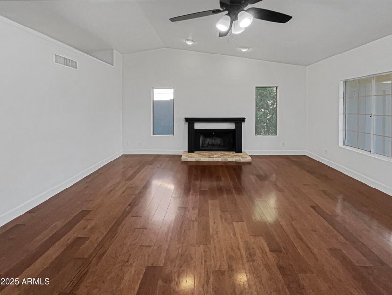 6845 E Grandview Dr, Scottsdale, AZ 85254