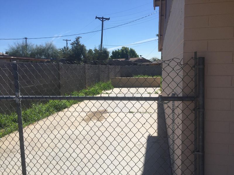 6845 W Hazelwood St, Phoenix, AZ 85033