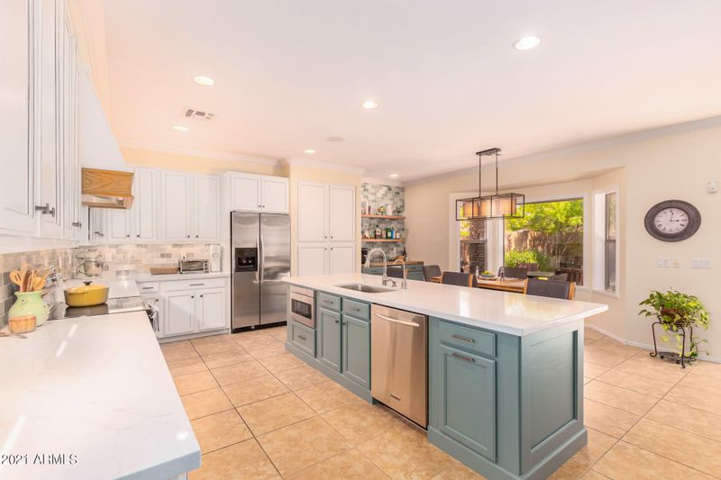 6847 W Briles Rd, Peoria, AZ 85383