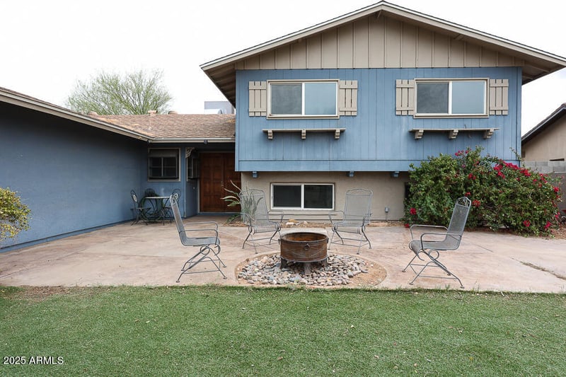 6847 Willow Dr, Tempe, AZ 85283