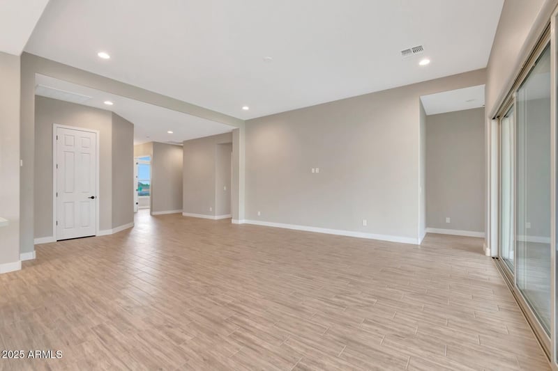 6848 190th Ave, Waddell, AZ 85355