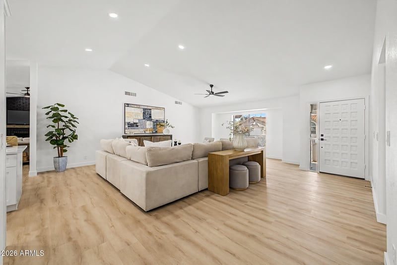 685 E Linda Ln, Gilbert, AZ 85234