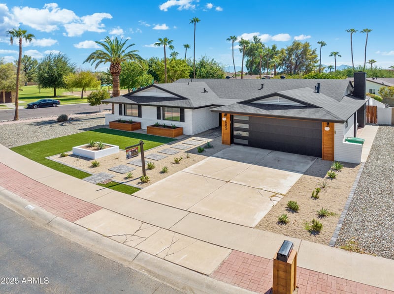 685 Palm St, Litchfield Park, AZ 85340