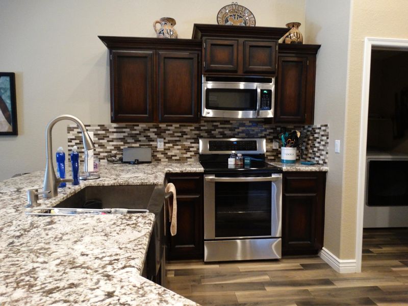 685 S Lanus Dr, Gilbert, AZ 85296