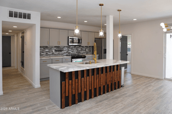685 Shannon St, Chandler, AZ 85225