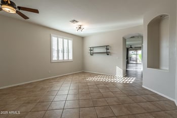 6850 27th Pl, Phoenix, AZ 85042