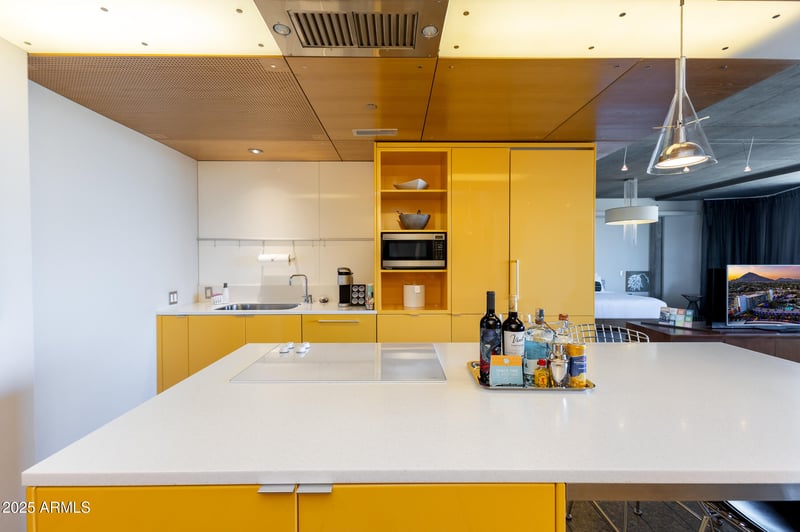 6850 Main St #4404, Scottsdale, AZ 85251