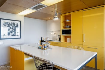 6850 Main St #4404, Scottsdale, AZ 85251