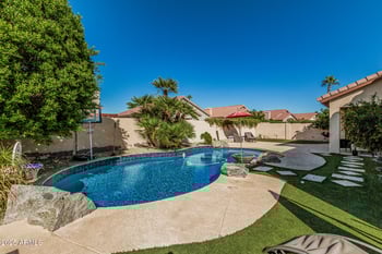 6852 Ivanhoe St, Chandler, AZ 85226